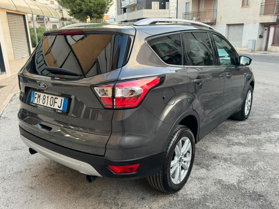 FORD KUGA 1.5 TDCI 120 CV. 2WD TITANIUM NAVI CERCHI PERFETTA