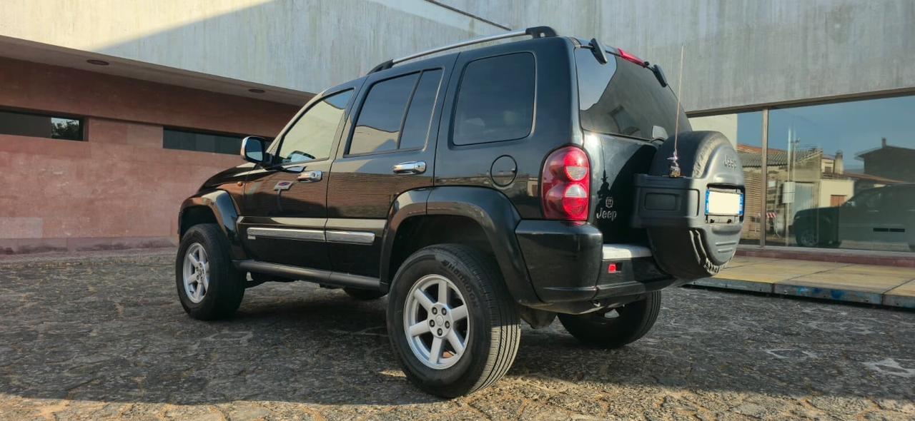 JEEP CHEROKEE 2.8 CRD LIMITED