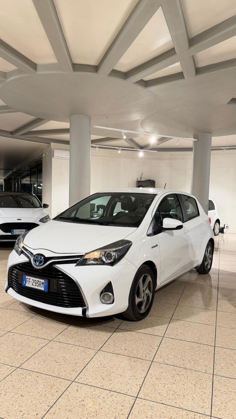 Toyota Yaris 1.5 Hybrid 5 porte Active