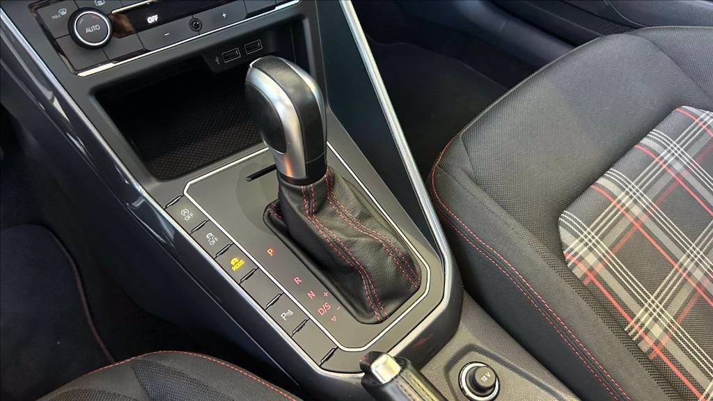 VOLKSWAGEN Polo 5p 2.0 tsi GTI 200cv dsg **TETTO PANORAMICO APRIBILE** del 2020