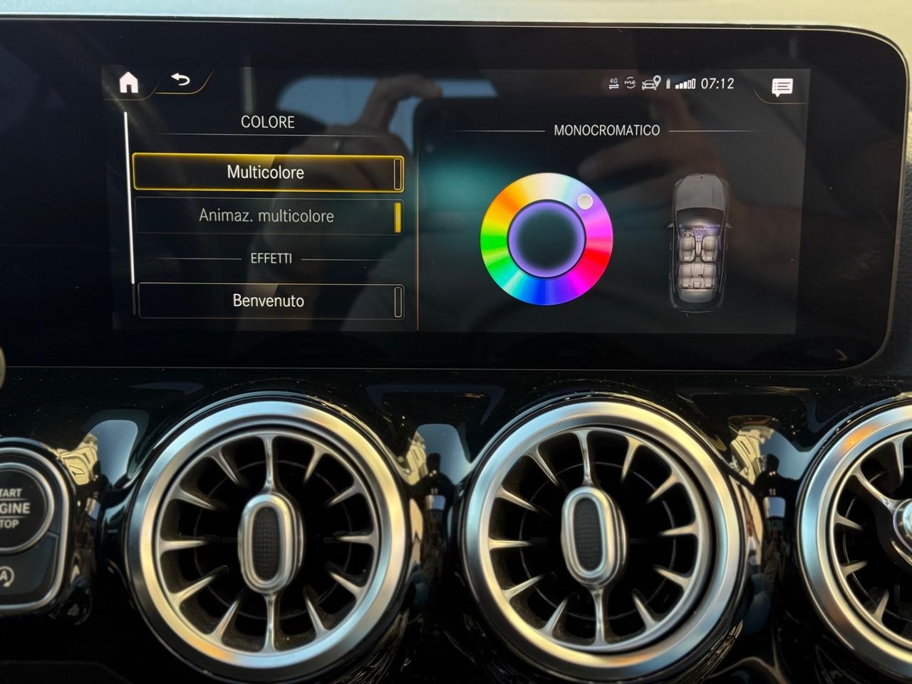 Mercedes GLA 200d PREMIUM 150CV TETTO/LUCI AMB
