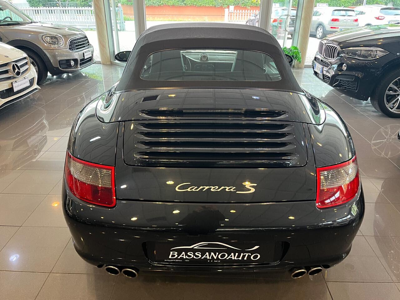 Porsche 911 Carrera S Cabriolet