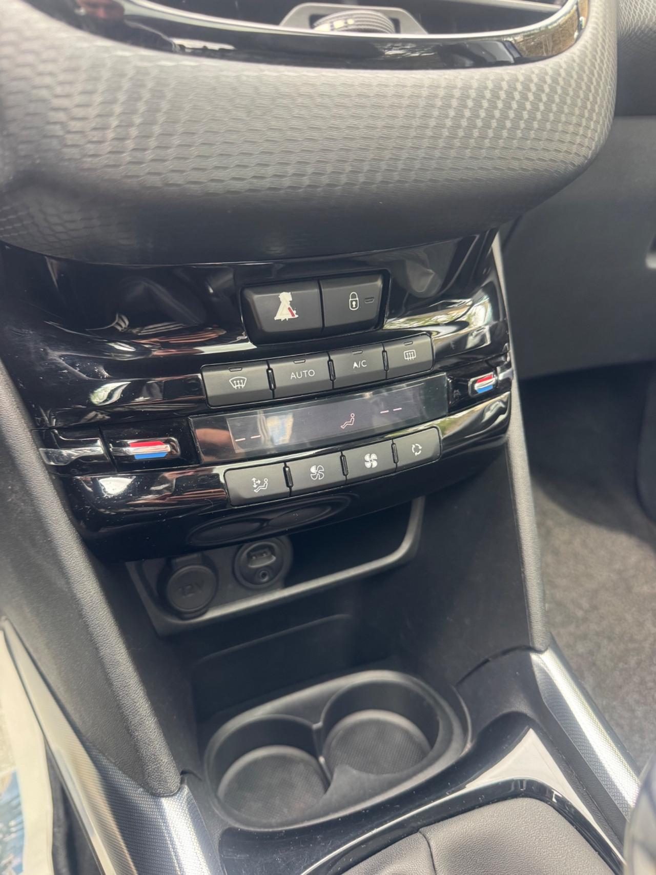 Peugeot 2008 1.6 e-HDi 115Cv *ALLURE* TETTO 2014