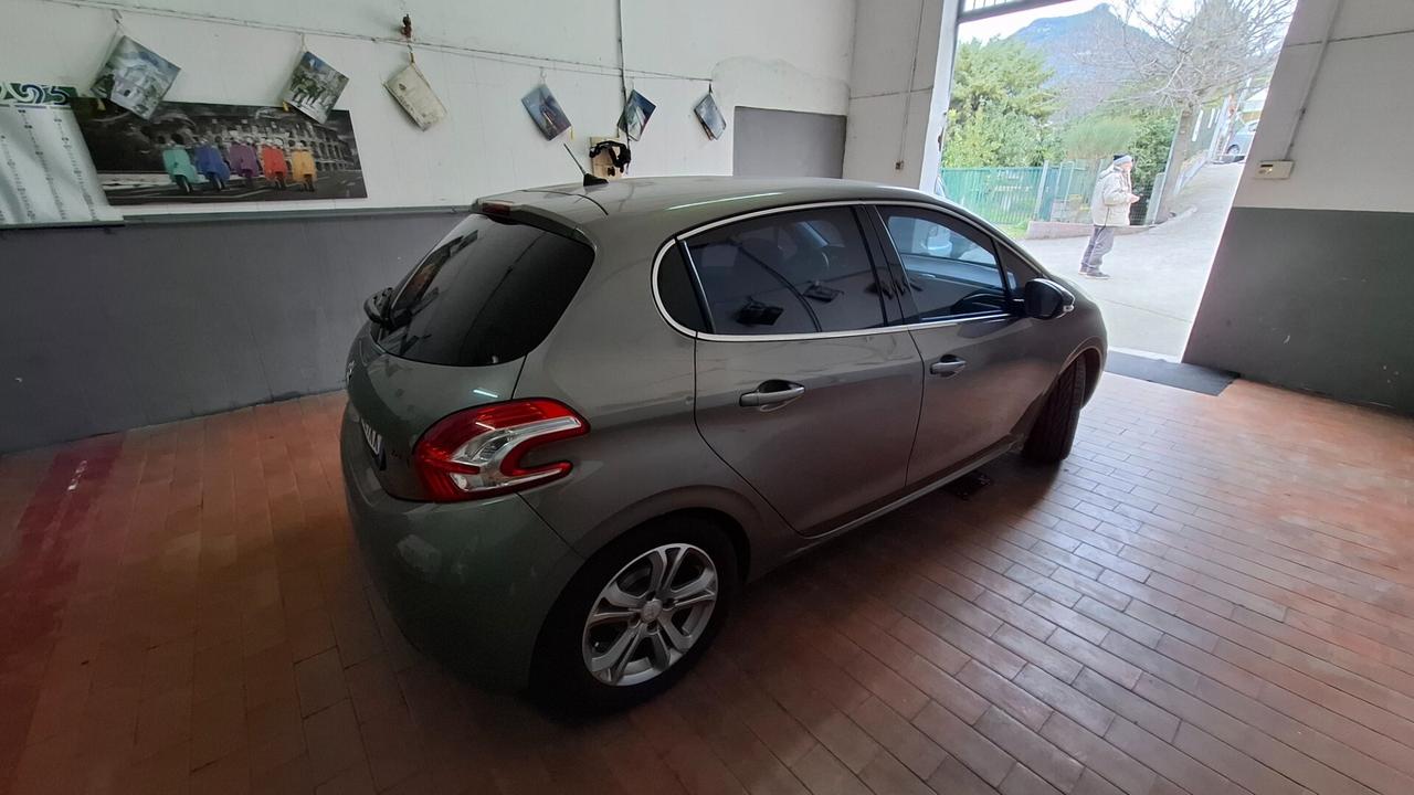Peugeot 208 1.4 VTi 95 CV 5p. Active