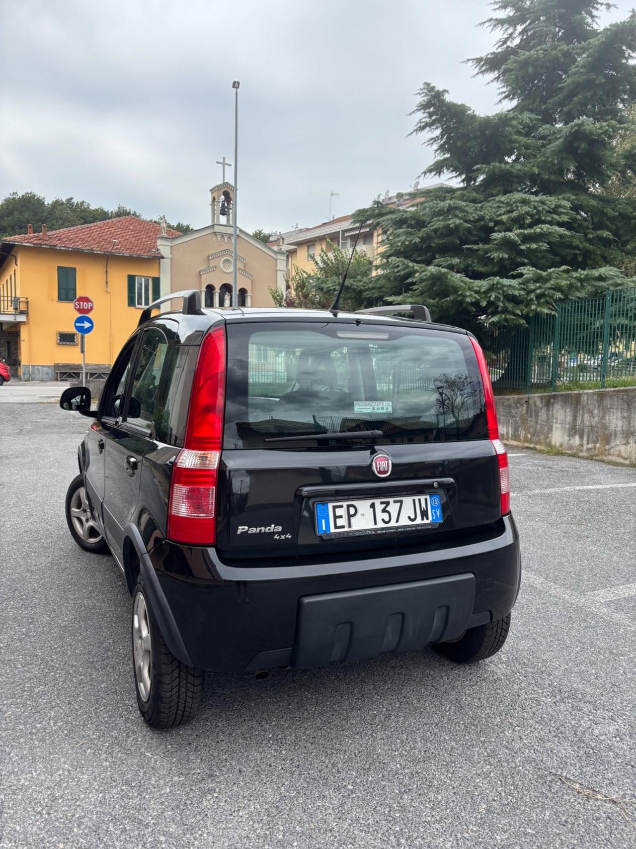 Fiat Panda 1.3 MJT 16V DPF 4x4 Climbing