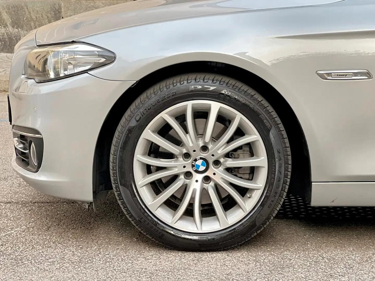 Bmw 520 520d xDrive Touring Luxury