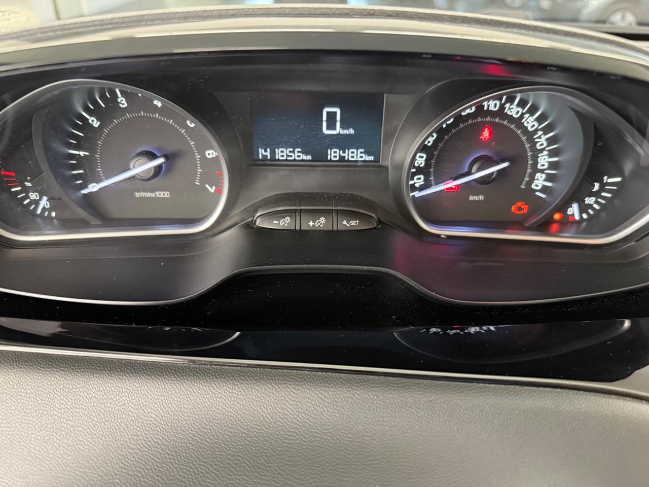 Peugeot 208 PureTech 82 5 porte Active