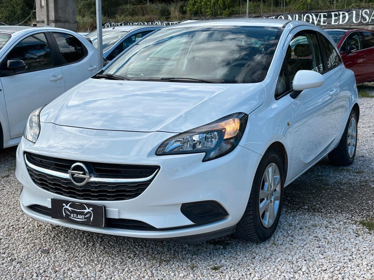 Opel Corsa 1.2 3 porte b-color
