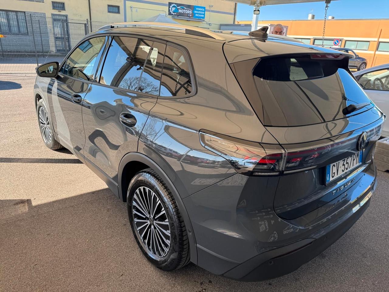 Volkswagen Tiguan 2.0 TDI 150 CV - unico proprietario -gancio