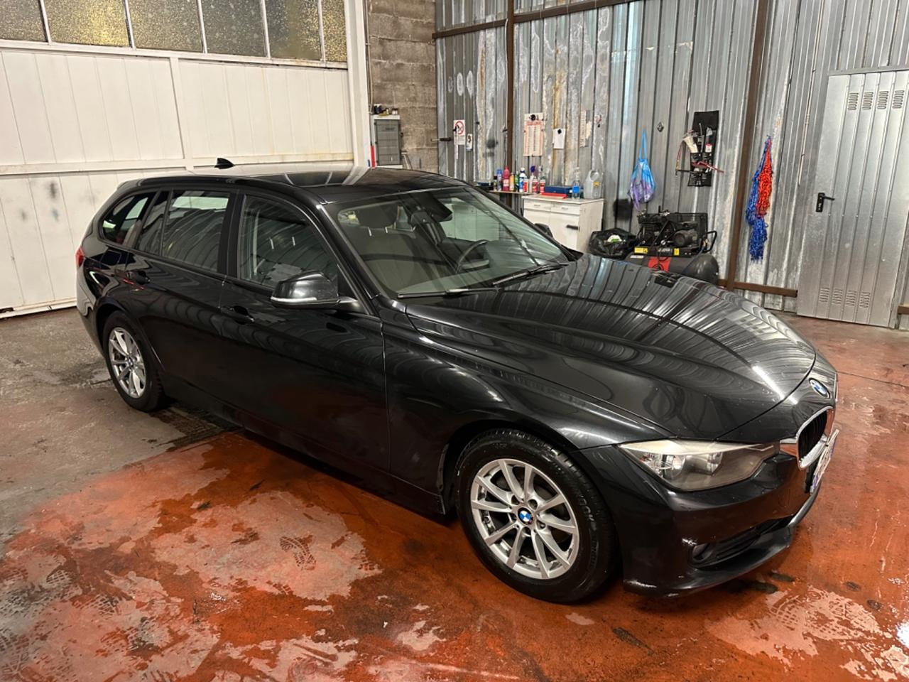 Bmw 318 318d Touring SPORT autom