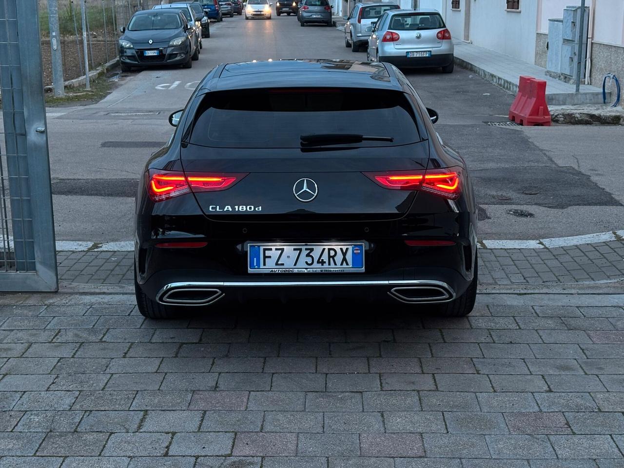 Mercedes-benz CLA 180d Premium Amg - 2020