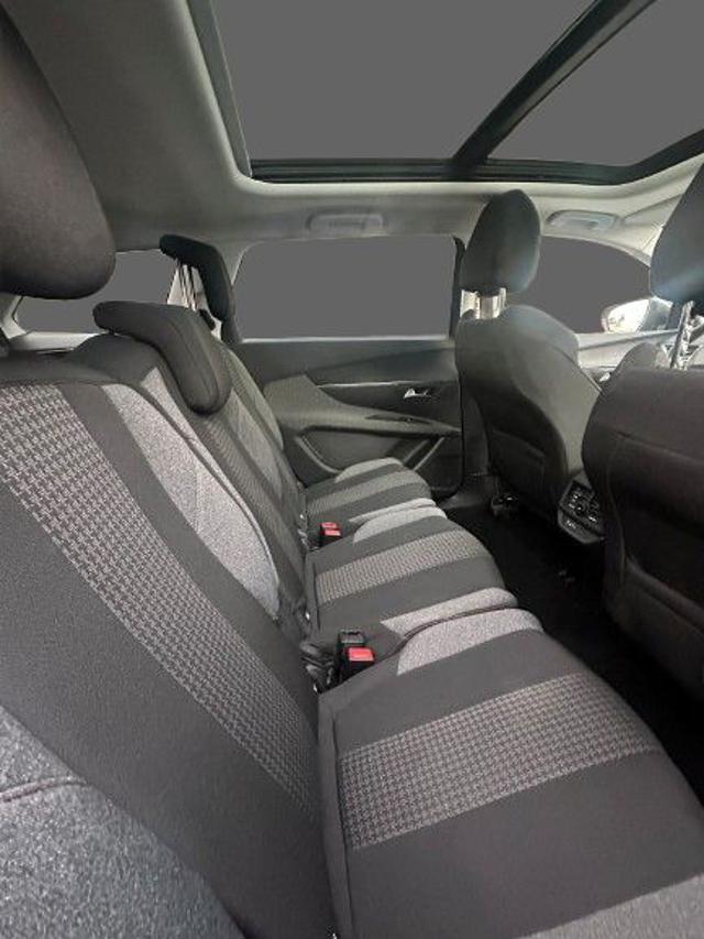 PEUGEOT 5008 BlueHDi 130 S&S EAT8 Business