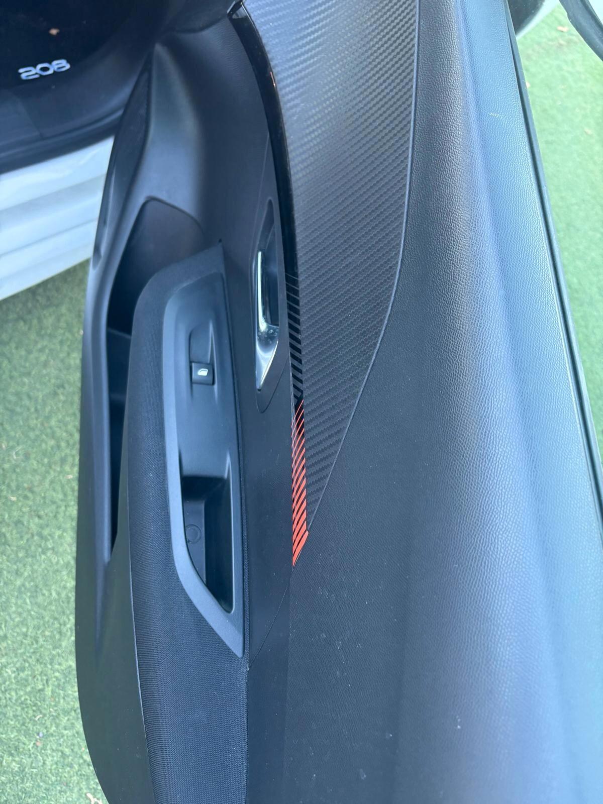 Peugeot 208 1500 HDI 102 CV