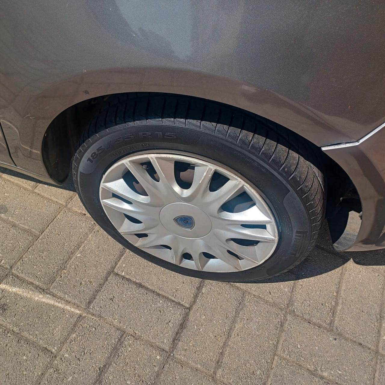 LANCIA YPSILON 1.2 FIRE NEOPATENTATI
