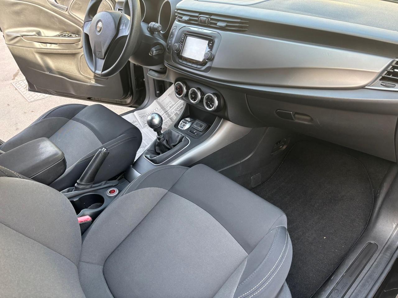 Alfa Romeo Giulietta 1.6 JTDm-2 120 CV Exclusive