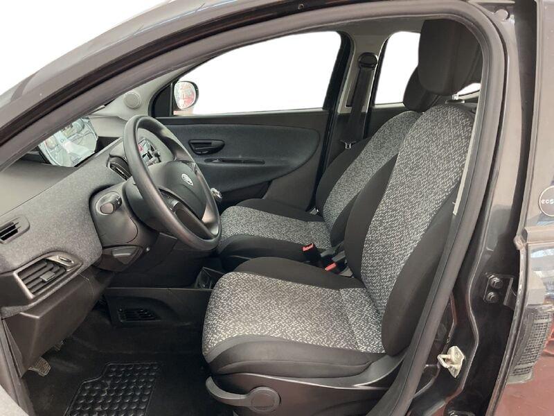 Lancia Ypsilon III 2015 1.0 firefly hybrid Silver s&s 70cv