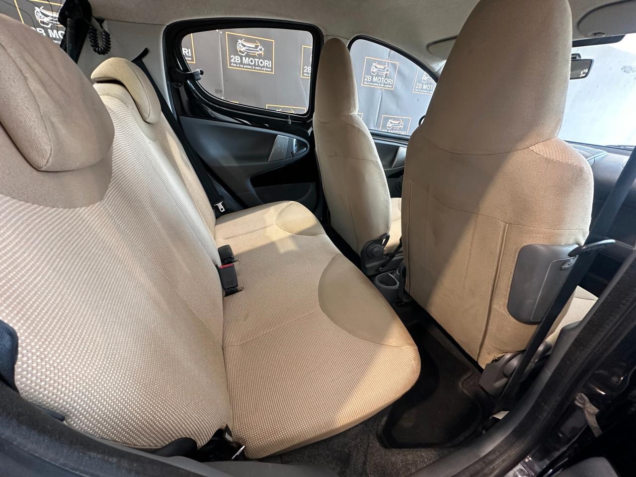 Peugeot 107 1.0 68CV 5p. Sweet Years