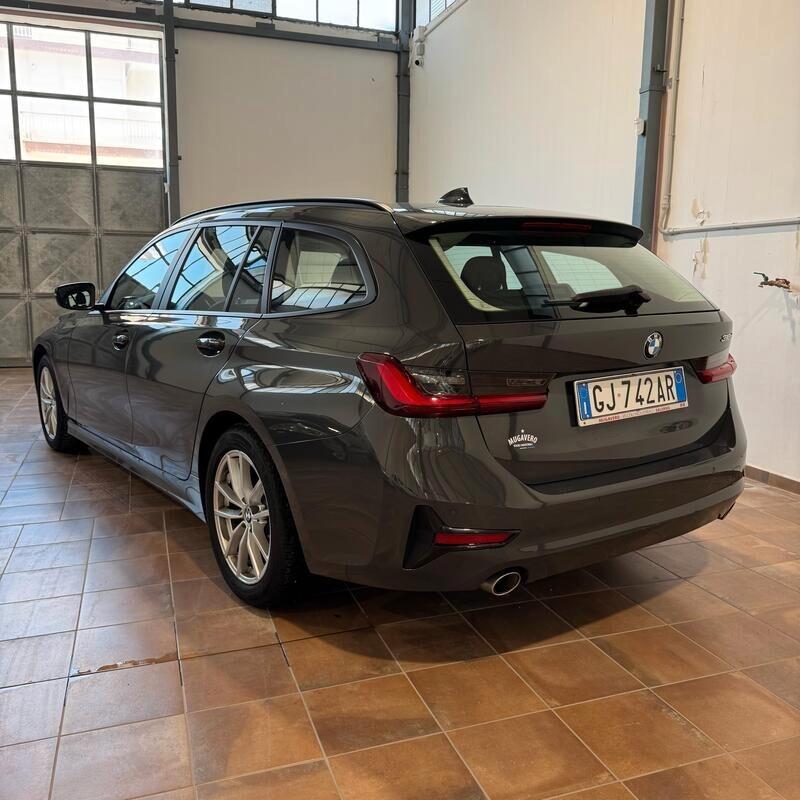 BMW SERIE 3 318d SW ADVANTAGE TOURING AUTOMATICA