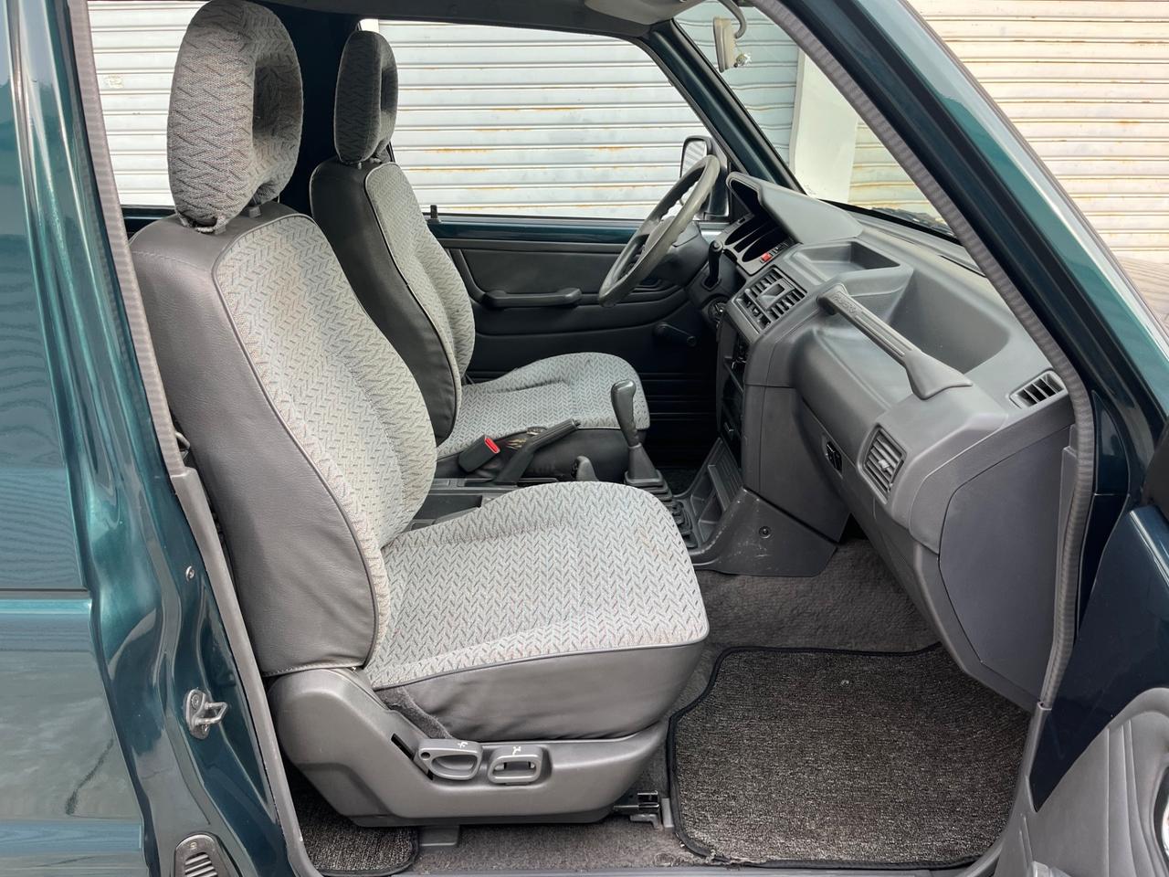 Mitsubishi Pajero 2.5 TDI Metal-top SS GLX Comfort