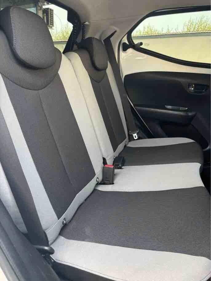 Toyota Aygo 1.0 VVT-i 69 CV 5 porte x-play TSS MMT