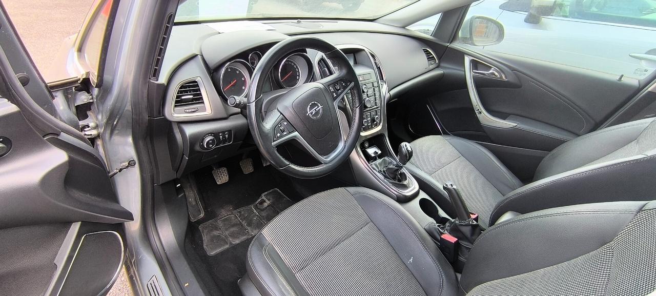 Opel Astra 1.7 CDTI 110CV Sports Tourer Cosmo Fleet BI-ZONA