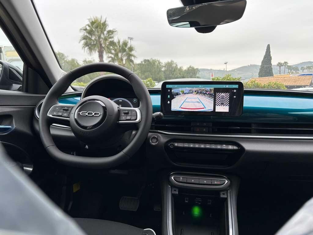 Fiat 600 Hybrid 110 CV DCT MHEV Icon 2025 KM 0 IVA ESPOSTA Tua a soli 209 Euro al mese