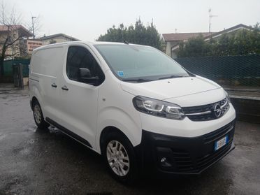 Opel Vivaro 1.5 Diesel 100 CV 3 POSTI ANTERIORI 2020