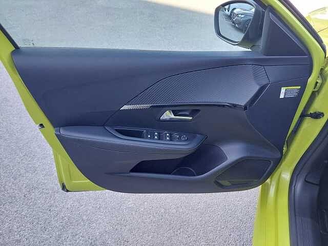 Peugeot 208 Hybrid 100 e-DCS6 Allure