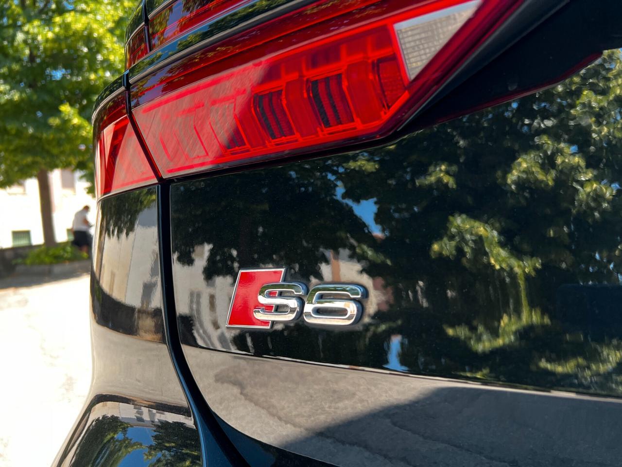 Audi RS6 AUDI S6 Quat-Hud-Virtu-carbonio-matrix-b&o-pan-1.hd- 360