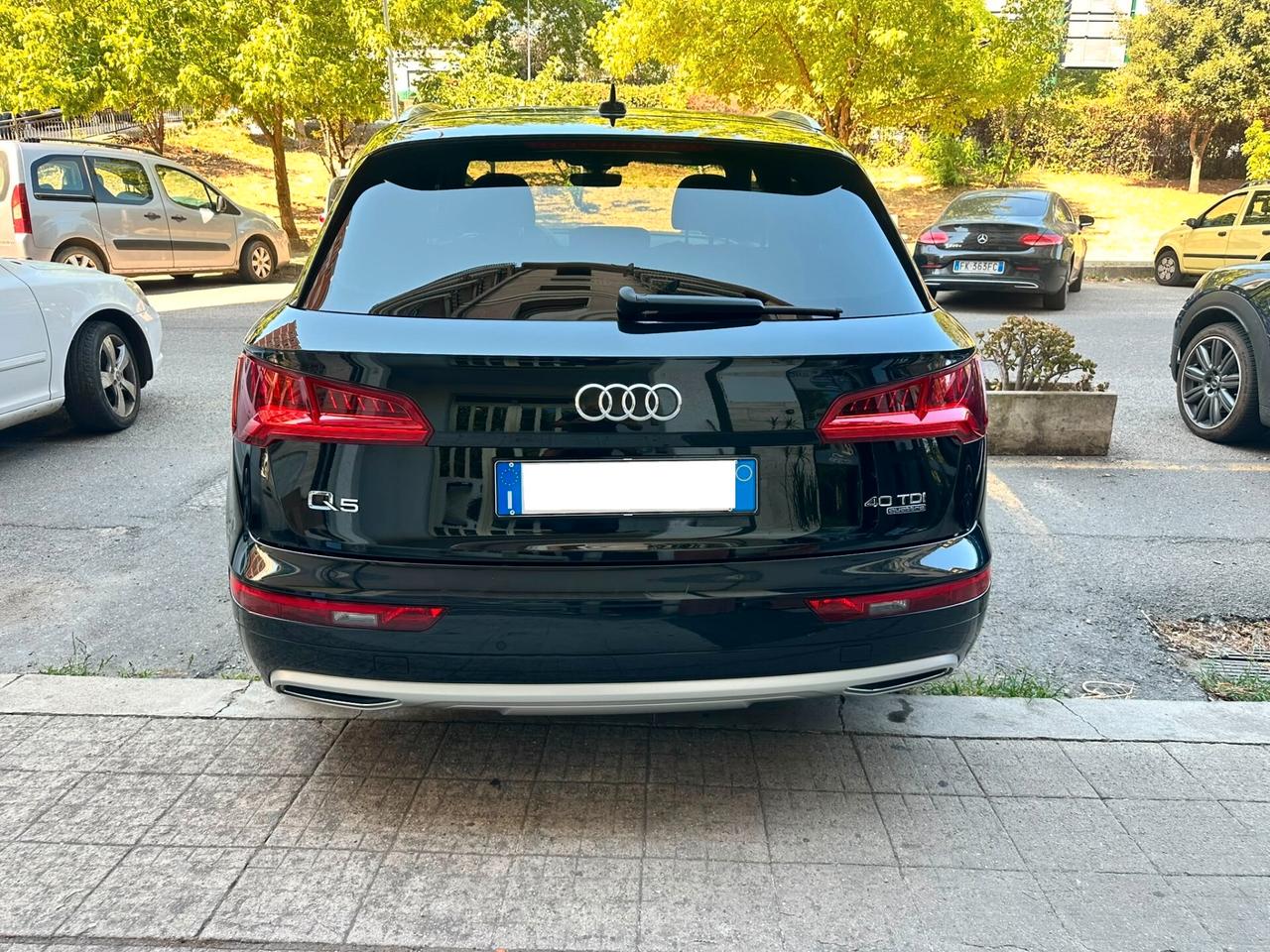 Audi Q5 40 TDI quattro S tronic Business Sport