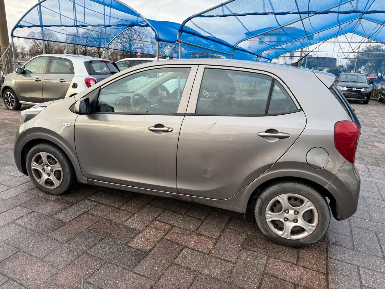 Kia Picanto 1.0 benzina