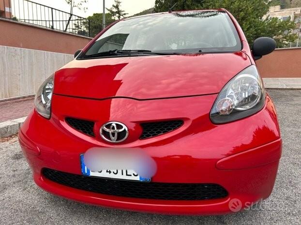 Toyota Aygo 1.0 benz ideale per neo patentati