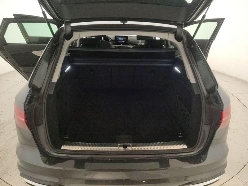 Audi A4 Avant 35 2.0 tdi mhev Business Advanced 163cv s-tronic