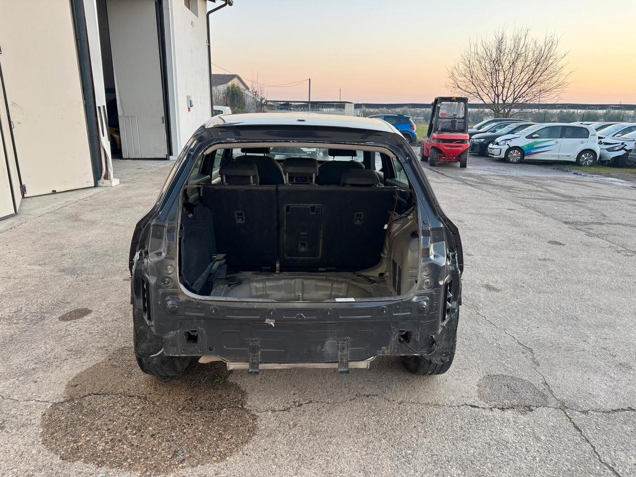 Volkswagen Golf 1.0 etsi evo 110cv dsg FURTO PARZIALE