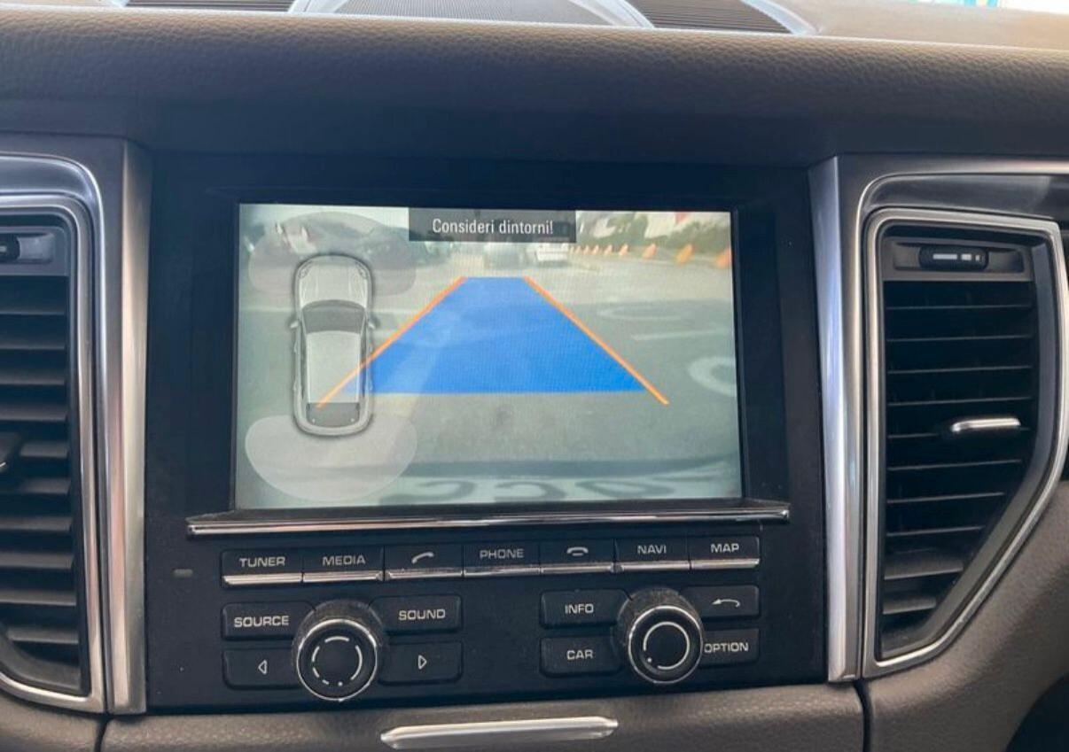 Porsche Macan S