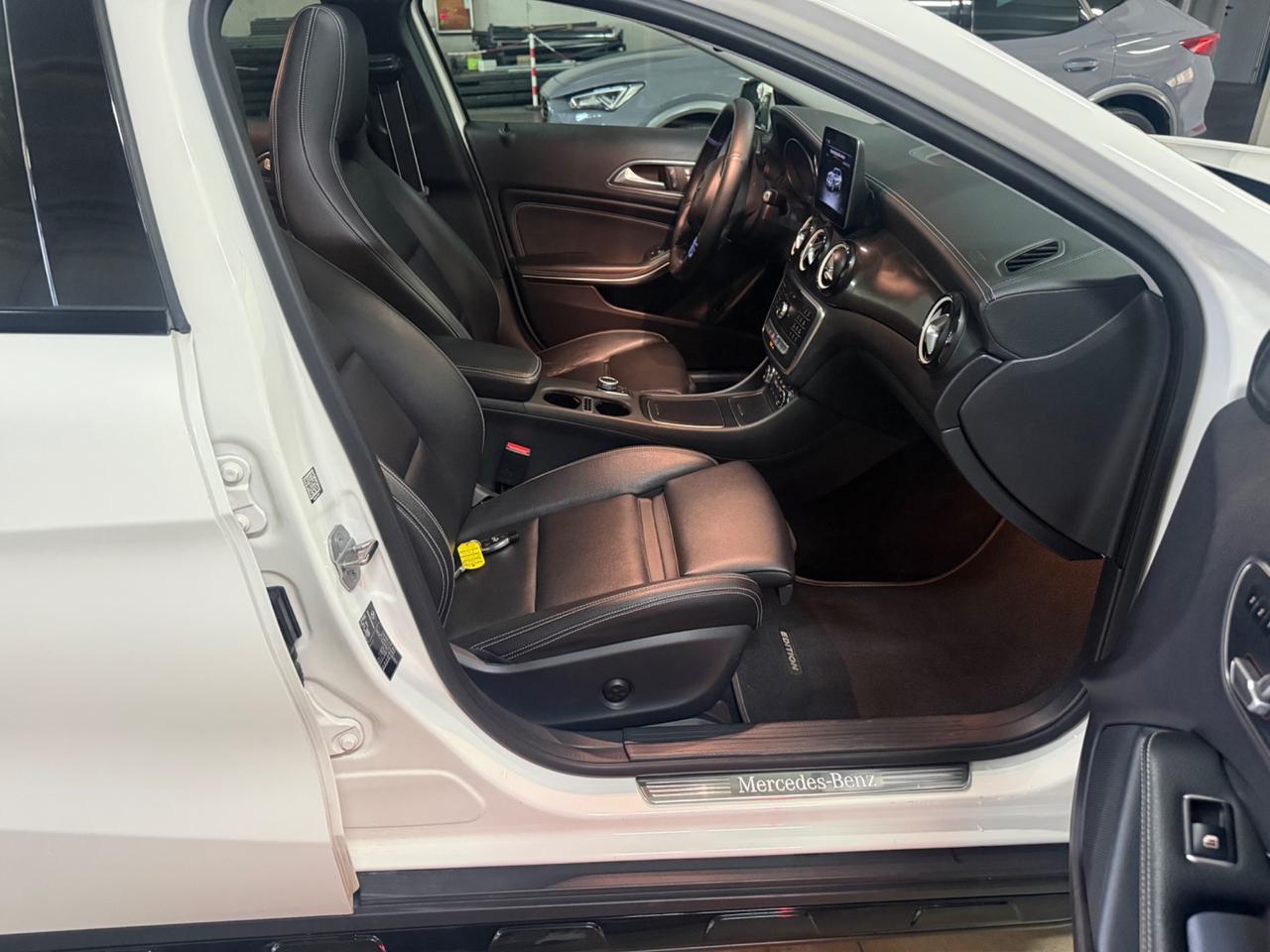 Mercedes-benz GLA 200 d Automatic Premium