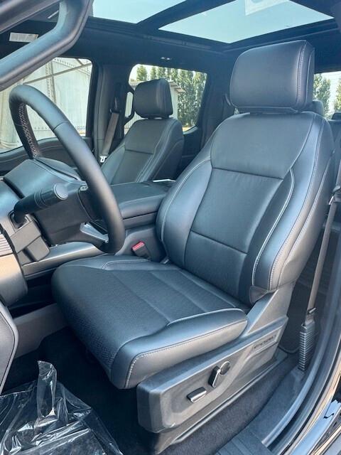 FORD F 150 5.0 V8 LARIAT BLACK APPEARANCE PKG