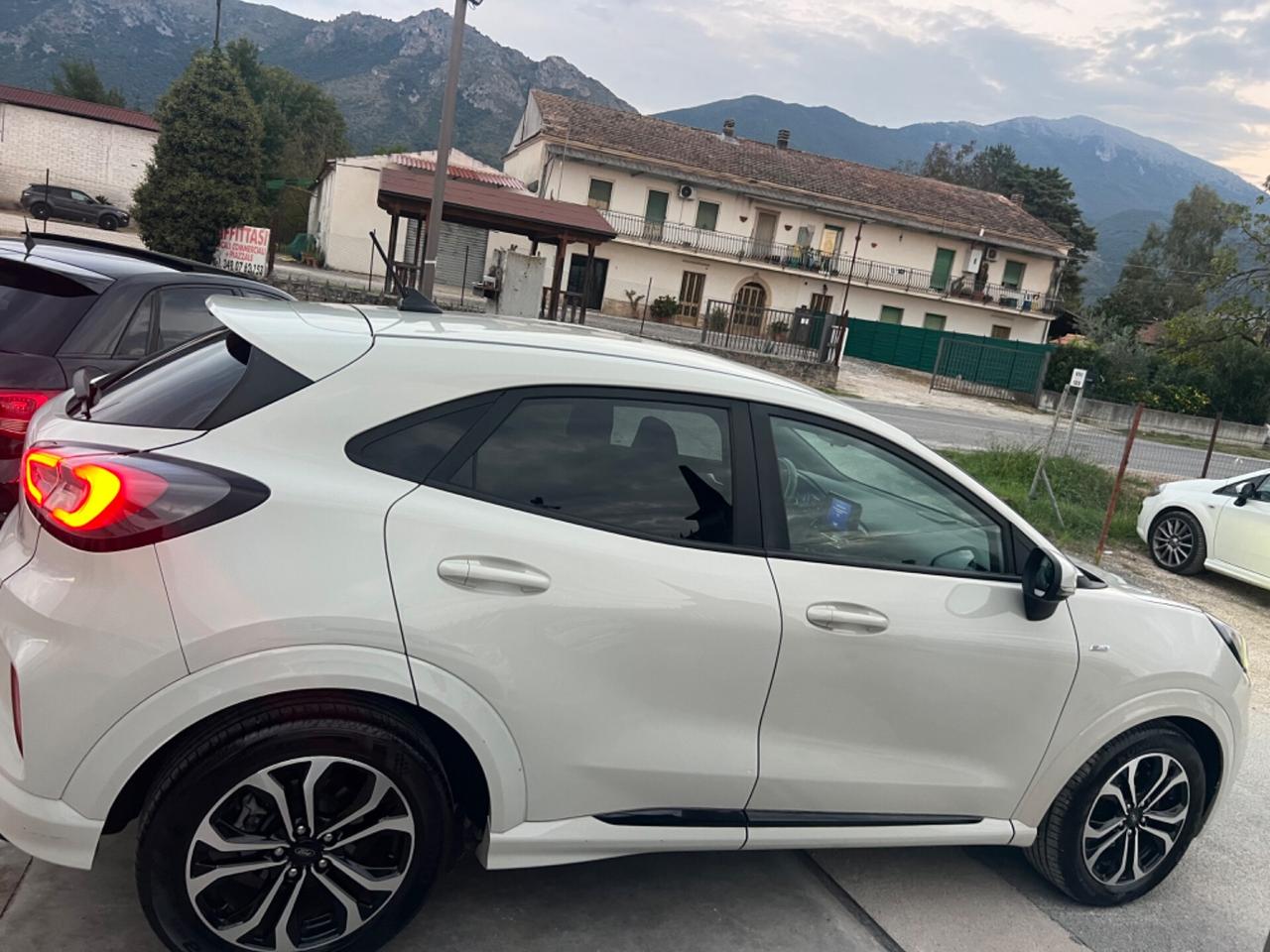 Ford Puma 1.0 EcoBoost Hybrid 125 CV S&S ST-Line