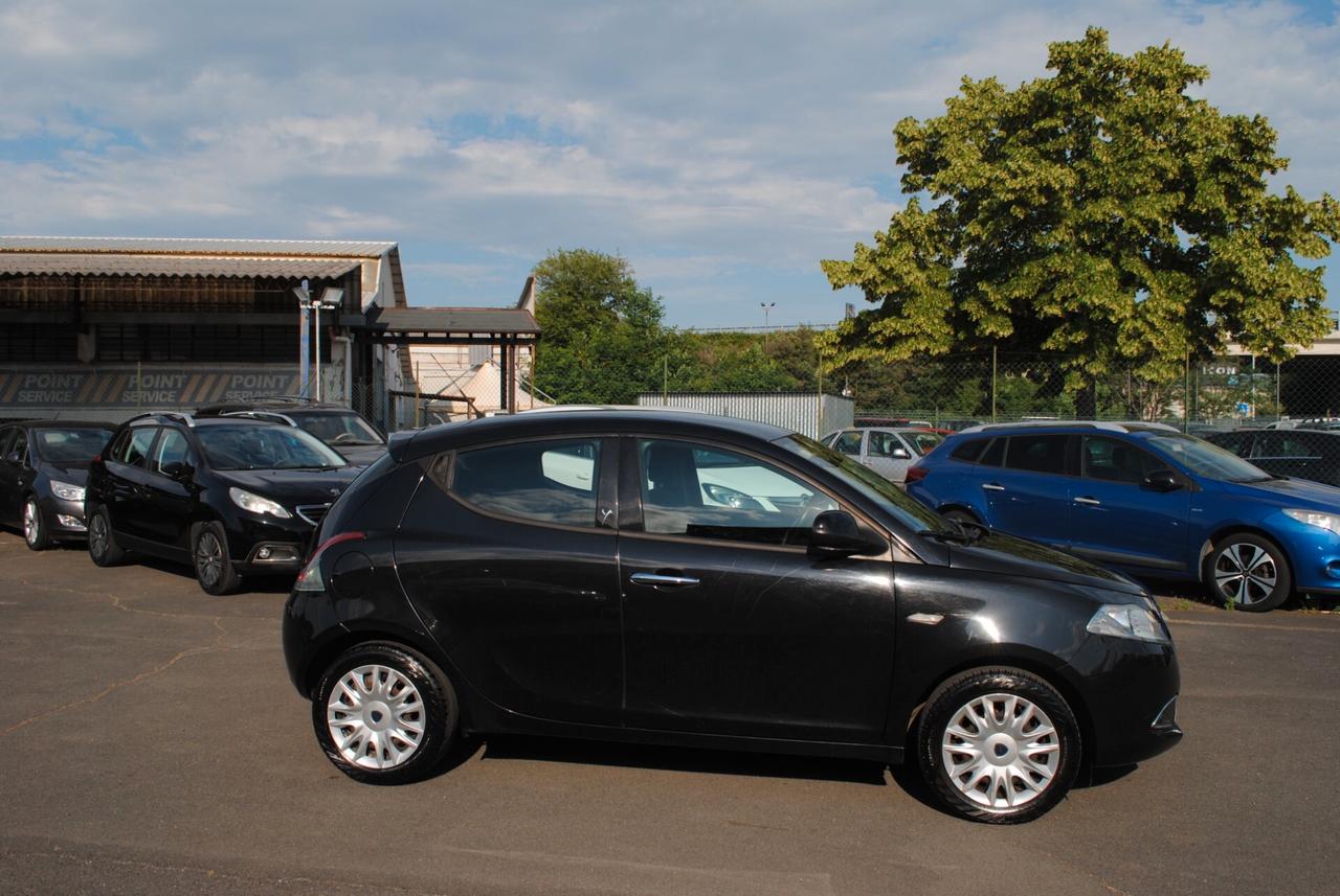 LANCIA YPSILON 1.2 69 CV