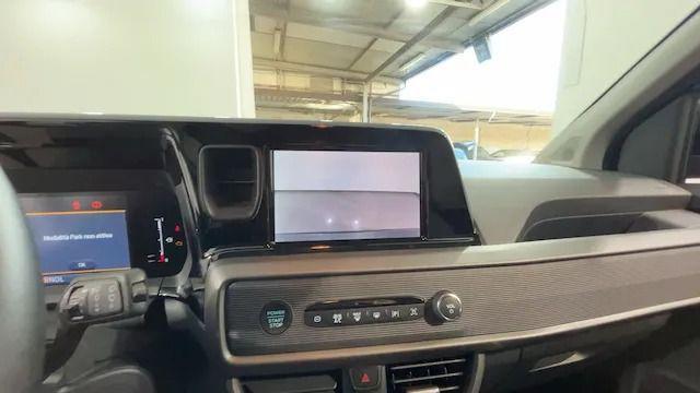 FORD Tourneo Courier 1.0 EcoBoost Powershift Titanium