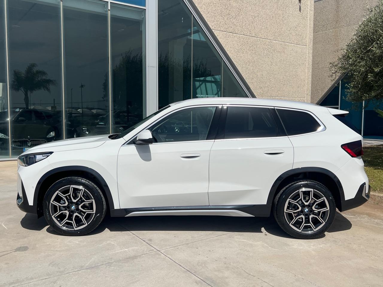 Bmw X1 sDrive 18d xLine possibilità noleggio no scoring