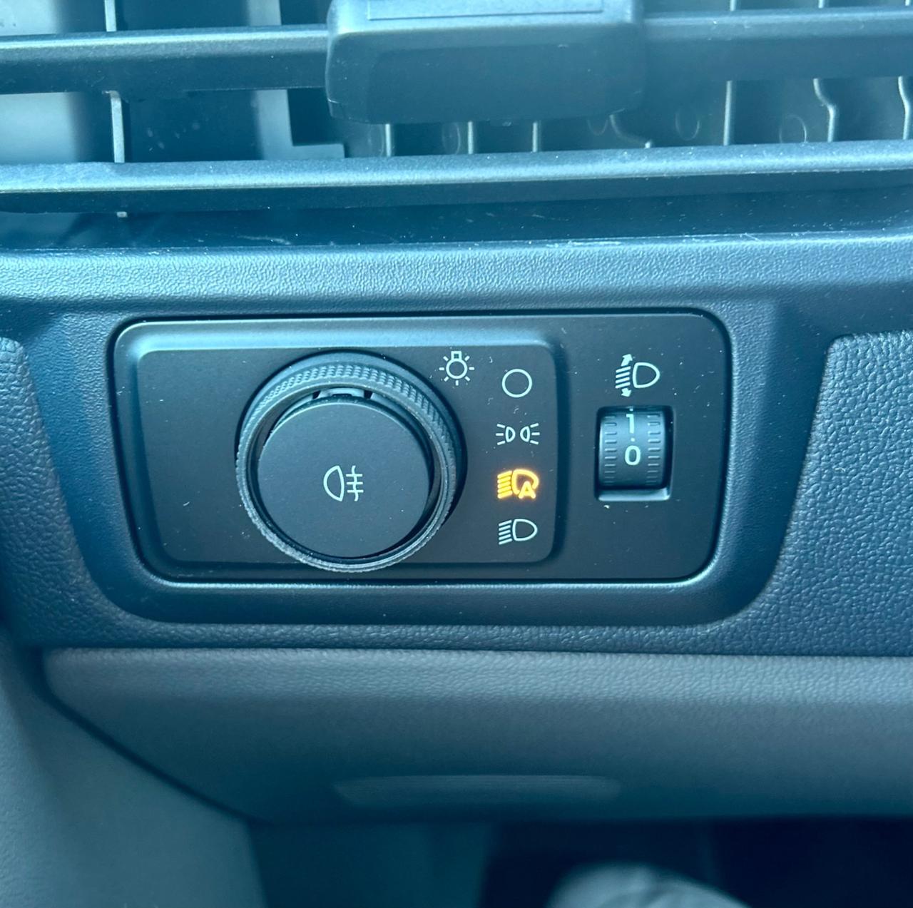 Ford Transit Custom 320 Trend EcoBlue 2025 DC