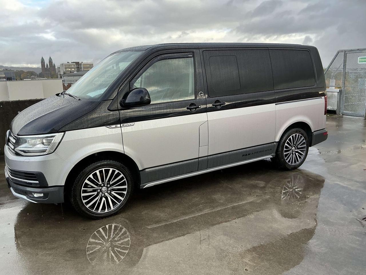 Volkswagen Multivan 2.0 TDI 204CV DSG 4Motion Bulli 70 IN ARRIVO!
