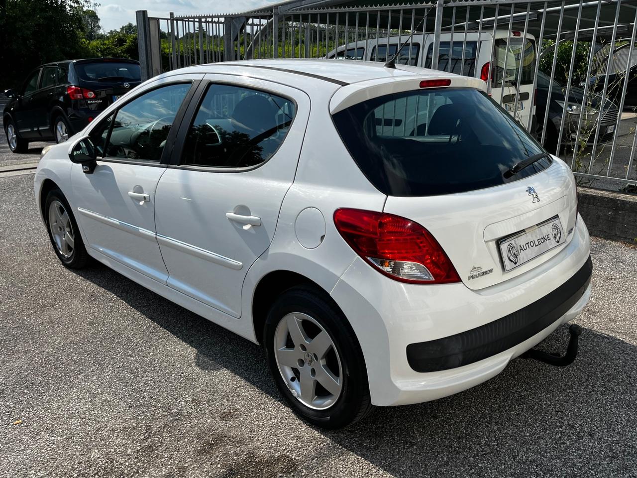 Peugeot 207 1.4 HDi 70CV 5p. Allure GANCIO - OK NEOPATENTI