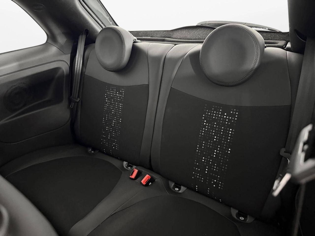 Fiat 500 1.0 hybrid Connect 70cv