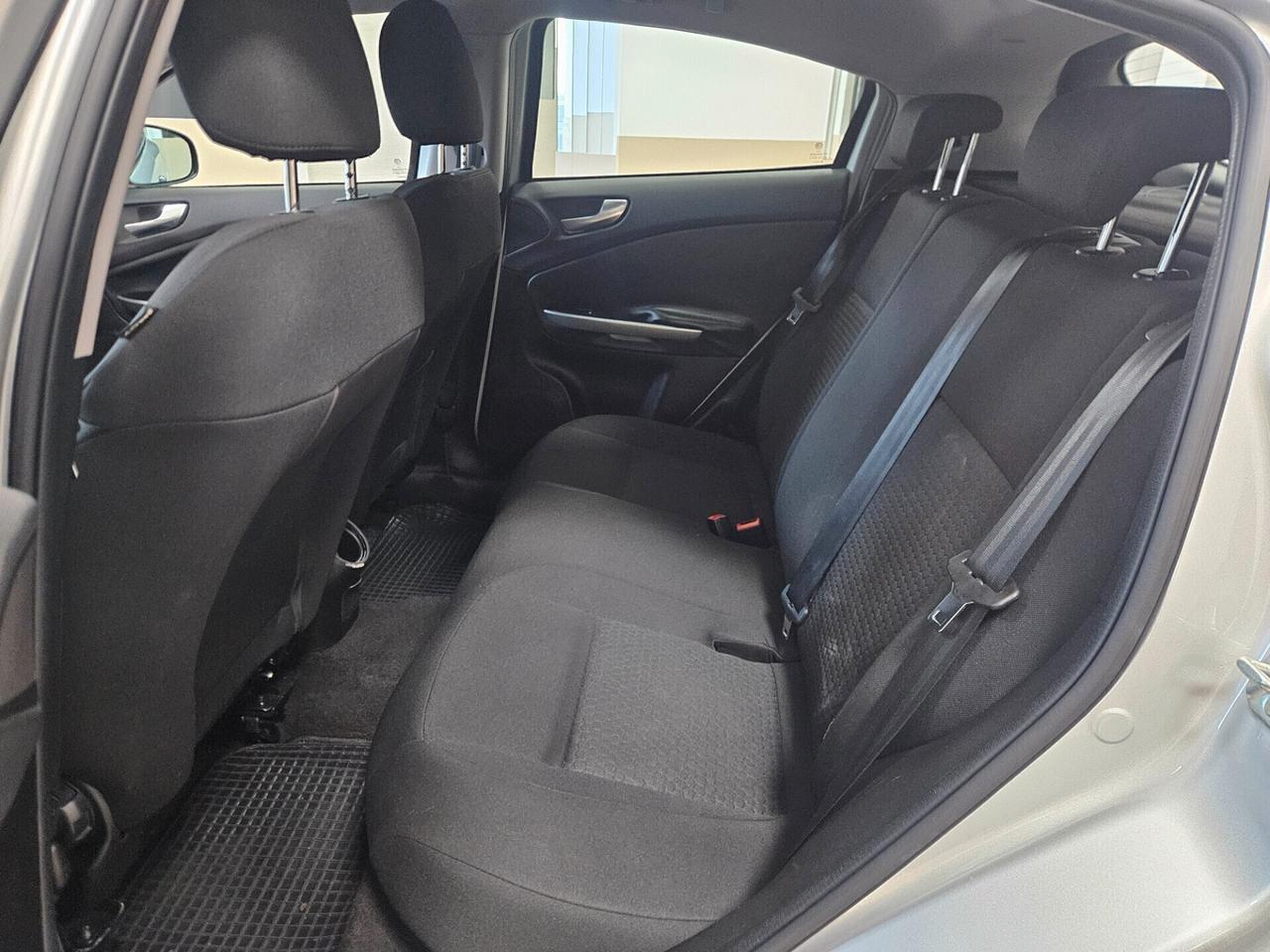 Alfa Romeo Giulietta 1.6 JTDm-2 105 CV Exclusive
