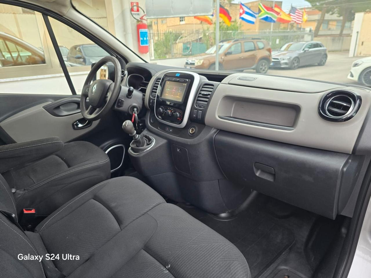 Renault Trafic T27 1.6 dCi 125CV S&S PC-TN Zen