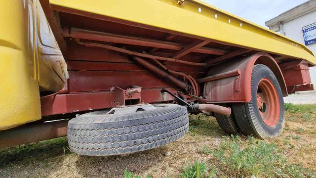 IVECO Daily 612 N2 4 CARROATTREZZI DA RESTAURO