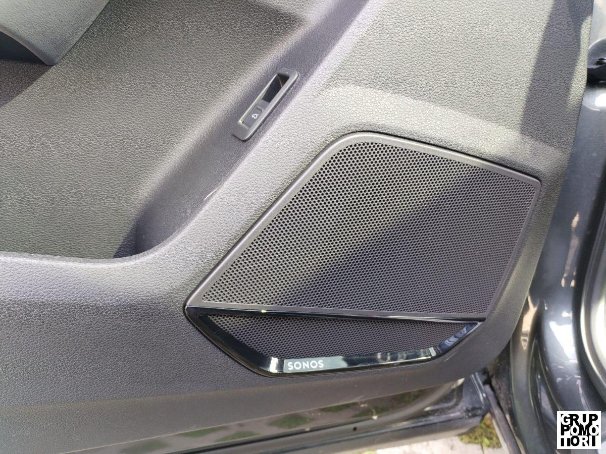 AUDI - Q3 - SPB 40 TDI quattro S tr. Ident. Black