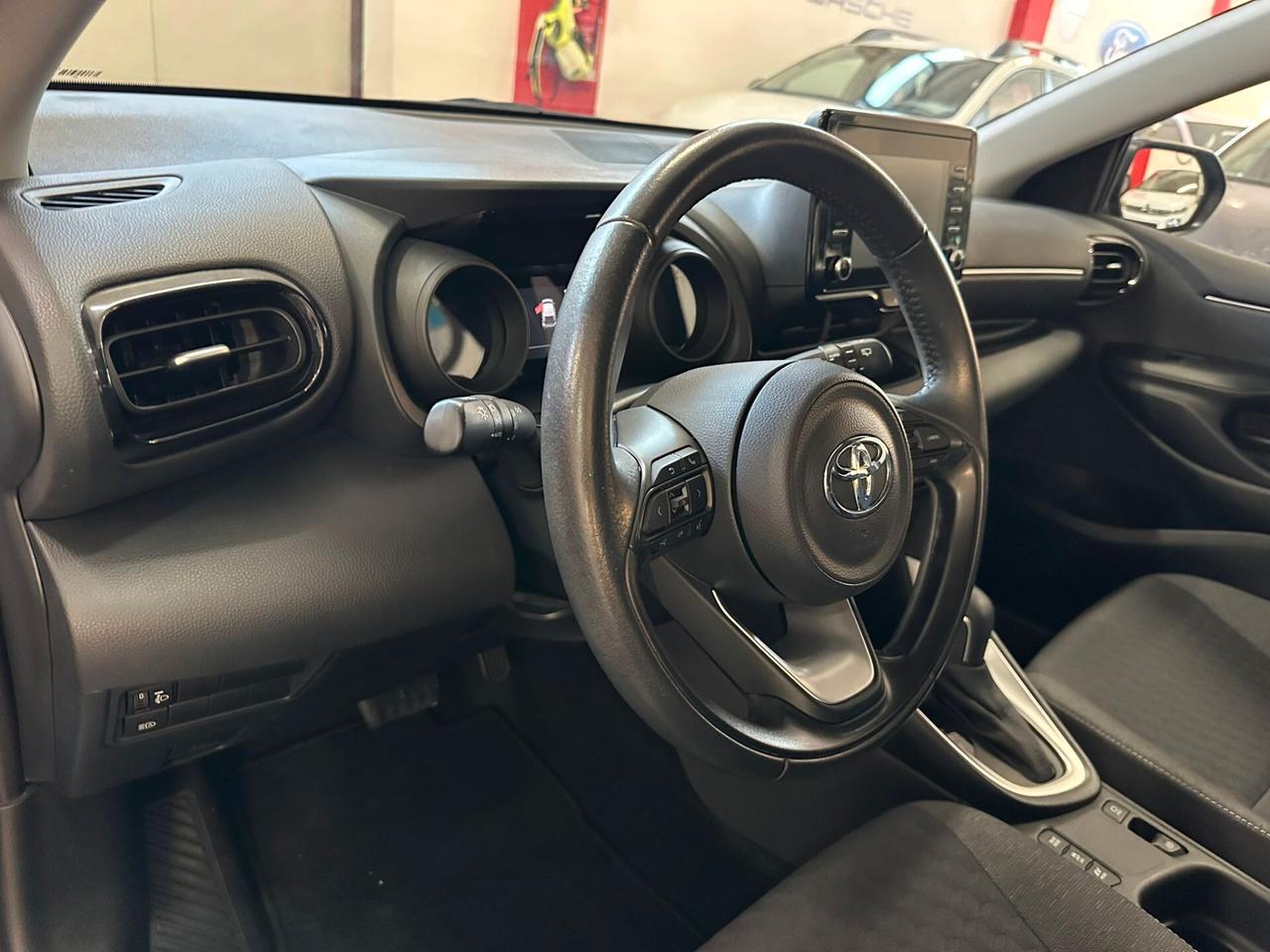 Toyota Yaris 1.5 Hybrid 5 porte Lounge